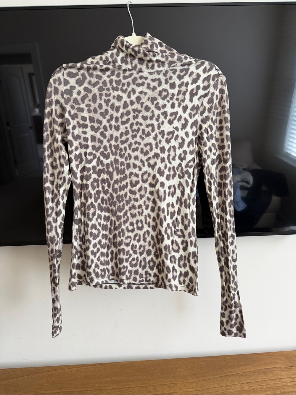 H&M Taupe and Brown Leopard Print Long Sleeve Turtleneck